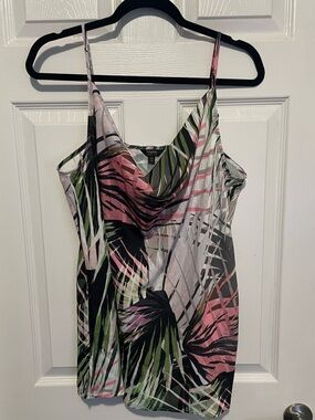 🌟5/$15🌟 Marée Pink & Green Tropical Cowl Neck Camisole